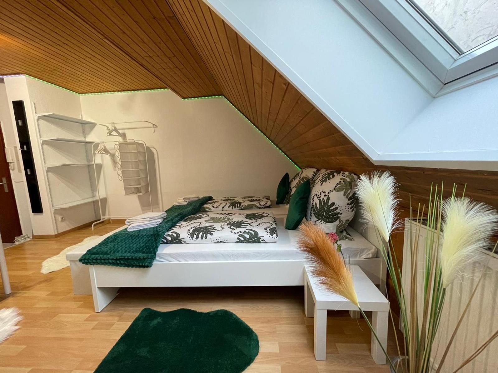 Appartement Barbarosa 6 Koenigstaedten Opel-airport-messe Naehe *